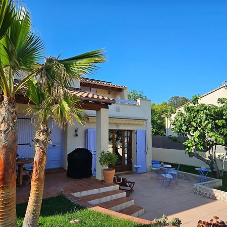Au Pied Du Massif Des Costes Villa Pélissanne Exteriör bild