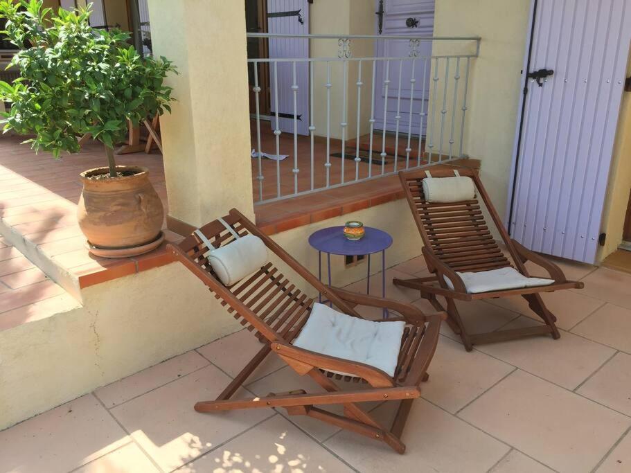 Au Pied Du Massif Des Costes Villa Pélissanne Exteriör bild